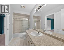 Bedroom - 5089 Forest Hill Drive, Mississauga, ON L5M5A2 Photo 5