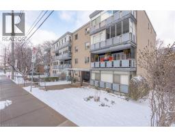 Kitchen - 107 St Josephs Drive Unit 106, Hamilton, ON L8N2G1 Photo 4