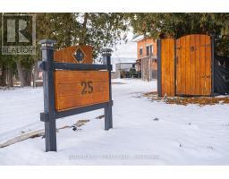Family room - 25 Community Centre Road, Kawartha Lakes, ON K0M1L0 Photo 2