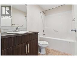 Dining room - 9312 101 Sunset Drive, Cochrane, AB T4C0W7 Photo 4