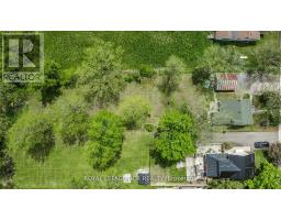 Living room - 20377 Leslie Street, East Gwillimbury, ON L0G1R0 Photo 4