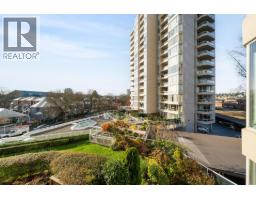306 1045 Quayside Drive, New Westminster, BC V3M6C9 Photo 2