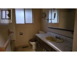 4494 Rondeview Road, Madeira Park, BC V0N2H1 Photo 3