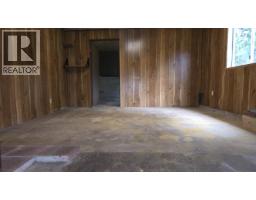 4494 Rondeview Road, Madeira Park, BC V0N2H1 Photo 4