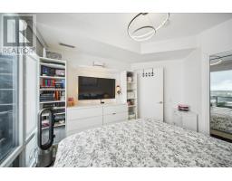 Dining room - 820 4800 Highway 7, Vaughan, ON L4L1H8 Photo 2