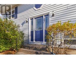 Family room - 30 Wardour Street, Bedford, NS B4A2H9 Photo 5