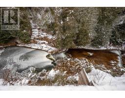 Dining room - 6 Millridge Estate Private, Centre Wellington, ON N0B1S0 Photo 2