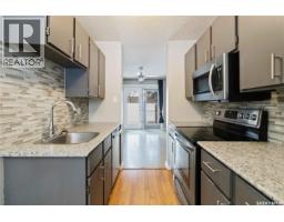 Kitchen - 68 330 Haight Crescent, Saskatoon, SK S7H4V9 Photo 2