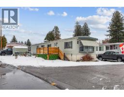 Primary Bedroom - 4505 Mclean Creek Road Unit D 21, Okanagan Falls, BC V0H1R1 Photo 2