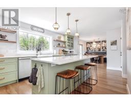 9409 Highway 215, Image 2