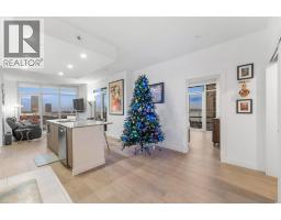 Kitchen - 1151 Sunset Drive Unit 1001, Kelowna, BC V1Y0G2 Photo 5