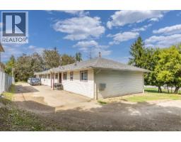 Kitchen - 1120 Shuswap Street Se, Salmon Arm, BC V1E1G2 Photo 4