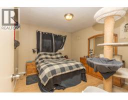 Bedroom - 1120 Shuswap Street Se, Salmon Arm, BC V1E1G2 Photo 2