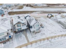 Primary Bedroom - 10225 92 A Av, Morinville, AB T8R2R4 Photo 4