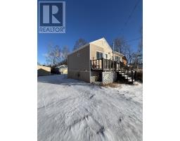Primary Bedroom - 112 Mercury Ave E, Atikokan, ON P0T1C0 Photo 2