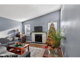 12235 80 A Avenue, Surrey, BC V3W7R8 Photo 5