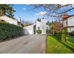 12235 80 A Avenue, Surrey, BC V3W7R8 Photo 2