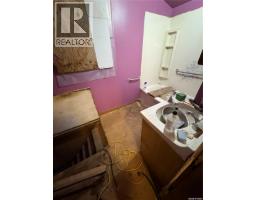 Den - 224 Arpad Avenue, Lestock, SK S0A2C0 Photo 4
