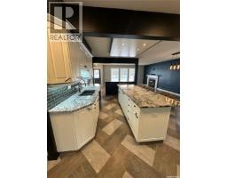 Foyer - 801 5th Avenue, Whitewood, SK S0G5C0 Photo 4