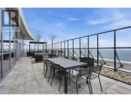 Living room - 385 Winston Road Unit 402, Grimsby, ON L3M4E8 Photo 4