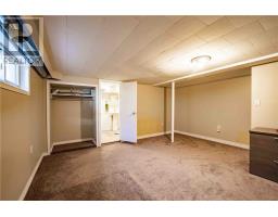 1074 Martindale, Greater Sudbury, ON P3E4J2 Photo 3