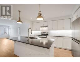 Dining room - 72 Chambery Street, Bracebridge, ON P1L0G2 Photo 3