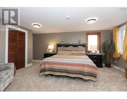 Porch - 34 Thompson Road, Oxford, NS B0M1P0 Photo 2