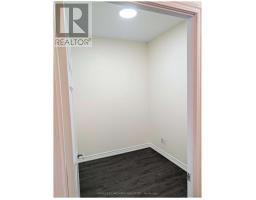 907 18 Holmes Avenue, Image 3