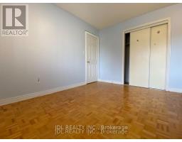 Eating area - 618 Leatherleaf Drive, Mississauga, ON L4Z3Z1 Photo 2