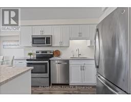 Living room - 21 D 1989 Ottawa Street S, Kitchener, ON N2E0G7 Photo 2