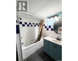 Primary Bedroom - 5 Acres Sw On Hwy 4, Meadow Lake Rm No 588, SK S9X1Y4 Photo 5