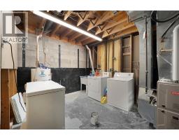 Laundry room - 556 Clover, Windsor, ON N8P1C6 Photo 3