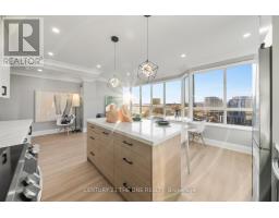 Bedroom 2 - Ph 03 33 Weldrick Road E, Richmond Hill, ON L4C8W4 Photo 5