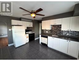 Dining room - 3 George Street, Bedford, NS B4A2N9 Photo 4