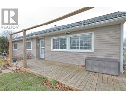 Dining room - 39 St Andrews Place, South Huron, ON N0M1T0 Photo 2