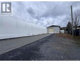 811 815 Victoria Street, Edmundston, NB E3V3T3 Photo 3