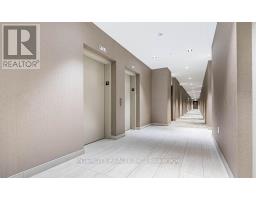 1608 60 Honeycrisp Crescent, Vaughan, ON L4K0N5 Photo 4