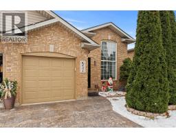 Laundry room - 421 Merrill, Lasalle, ON N9J3R2 Photo 3