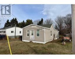 Bedroom - 9 Victor Avenue, Amherst, NS B4H2L3 Photo 2