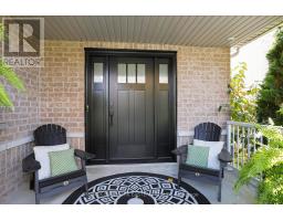 Primary Bedroom - 110 Sleeman Square, Clarington, ON L1E3K5 Photo 5