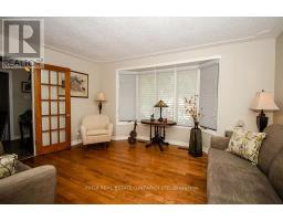 Kitchen - 15 Balcarres Road, London North, ON N5X2H5 Photo 5