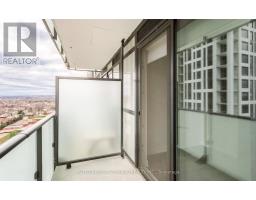 Bathroom - 1808 4130 Parkside Village Drive, Mississauga, ON L5B3M8 Photo 4