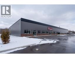 677 Colborne Street W Unit A, Image 2