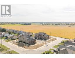 Living room - 102 50 Maple Avenue, Asphodelnorwood, ON K0L2V0 Photo 4