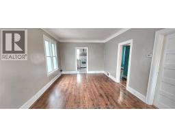 Bedroom - 441 Ellis Street West, Windsor, ON N8X1B1 Photo 4