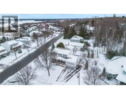 Bath (# pieces 1-6) - 11 Stoneybrook Crescent, Fredericton, NB E3B6Y2 Photo 3