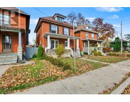 Bathroom - 122 Montrose Street, Windsor, ON N8X1A3 Photo 2