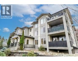4pc Ensuite bath - 764 Government Street Unit 101, Penticton, BC V2A4T3 Photo 2
