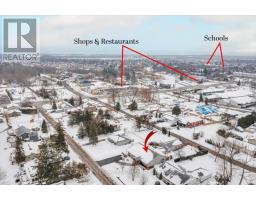 Kitchen - 207 South Channel Drive, Georgina, ON L4P2N4 Photo 4