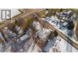 21938 Pratt Siding Road, Southwest Middlesex, ON N0L1M0 Photo 3